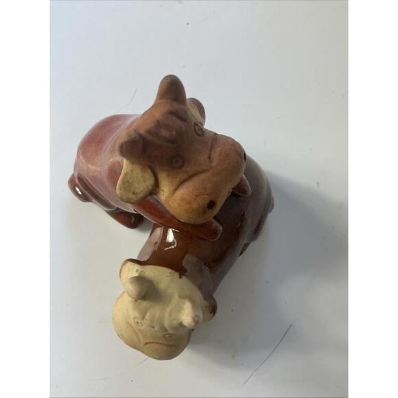 Vintage Enesco Japan Brown Glazed Cow Salt & Pepper Shaker Set RARE - Picture 2 of 15